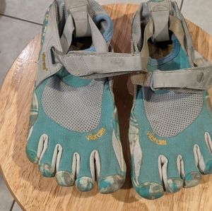 Vibram Five-finger Shoes